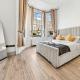 Minimalist Luxe 2BR Designer Retreat in Prime Kensington for 6 Next to Station Harrods, Londýn - Fotografie 4
