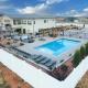 Lux Kanab Home with Pool Hot Tub Pickleball Courts, Kanab