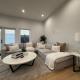 Newly constructed 2 bedroom by La Cienega Plaza with parking, modern kitchen, washer dryer and very central to attractions, Los Angeles - Foto 4