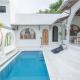 Boho-Chic Canggu 3 BR Pool Villa - Great Location Tumbak Bayuh - Photo 6