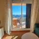 Quiet mountain townhouse with pool and WiFi, Torás (foto 8)