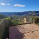 Quiet mountain townhouse with pool and WiFi, Torás (foto 3)