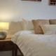 Stylish duplex 2 BR apartment - 3 mins walk to BTS Nana, Bangkok - Photo 9