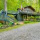 Bear Acres Getaway Cabin with Deck in Townsend!
