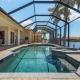 Heated Pool & Spa with Intersecting Canal View - Villa Viewtopia - Roelens Cape Coral - Foto 6