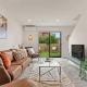 Cosy and Stylish Auckland Home, Окленд - Фото 1