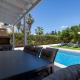 Villa Katerina - Luxury 4-BR Retreat with Private Pool & BBQ Area Peyia - Foto 4