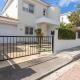Villa Matheos - Elegant 3-BR Retreat near Coralia Beach, Peyia (photo 9)