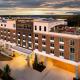 Courtyard by Marriott Atlanta Dunwoody - Photo 1