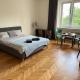 Elegant home for Short Stays, Staré Mesto - Fotografie 3
