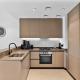 Waves Holiday Homes - City Serenity, Luxury Living at 15 Northside Tower 2, Dubaï - Photo 4