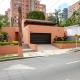 5BR Poblado Villa close to Lleras Jacuzzi Cinema AC, Medellín - Zdjęcie 1