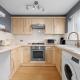 Stylish 3 Bedroom House Free Parking, Manchester - Photo 2