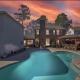 Luxurious Tomball Getaway