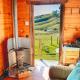 Saddle Country Escape by Tiny Away, Broadford (foto 2)