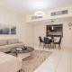 Granduer 1 BR in Windsor Manor Canal Front Living With Burj Views, Dubaï - Photo 6