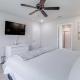 Pelican Grove, Long Beach (photo 9)