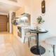 City View Studio, Minutes Away from Dubai Opera, Burj Khalifa and Dubai Mall, Claren Tower 2, Downtown Dubai by Deluxe Holiday Homes, Dubaï - Photo 6