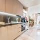 Luxury Studio Steps from Dubai Canal and Minutes to Burj Khalifa, Peninsula Five - 3, Business Bay By Deluxe Holiday Homes, Dubaj - Fotografie 7