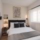 Modern Apartment in Athens with Balcony, Athen - Foto 2