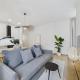 Central 2BR Apartment - 10min to Old Town