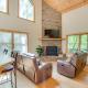 Game Room & 3-Story Deck at Lake Hiwassee Hideaway, Murphy (zdjęcie 3)