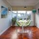 Mid-Century Gem Steps from the Beach Edinburgh - Fotografie 6