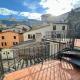 6 guests apt with terrace in pedestrian historic centre of Spoleto - Foto 3