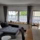 Bergwiese Mit Balkon