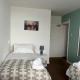Cosy and Comfortable Flat, Barnsley (photo 7)