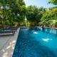 Condo Valentine 5 STAR, 4 Pools, Gym, Concierge Services, 24-HR Security