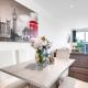 Luxe Riverside 3 Bed, 2 Bath En-Suite, Balcony views with Great Transport Links in London - Perfect for long stays, Londýn - Fotografie 7