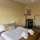 Spacious Cosy Room With Private Bathroom, Den Haag (Foto 7)