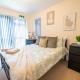Stylish, Modern 2 Bedroom Apartment with Garden Close to Town, Hospital, Long booking Welcome Eastbourne - Foto 8