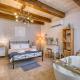 Gudja 2BR - A Home of Character in the Village Core, Gudja