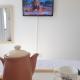 Rê apdetemporadas em Olímpia o melhor para sua Família, WI FI, piscina, Conforto, 2 quartos, 2 banheiros Faça ja sua reserva, Olímpia - Foto 5