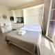 ApartHotel Riviera Nice Côte d'Azur - Old Town - Studio AC - Sea View - 50m Promenade des Anglais- LA MAISON LINDA, Nicea - Zdjęcie 4