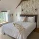 Pinabre Rose Cottage, Plouguenast Langast