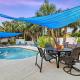 Holmes Getaway - Pet-Friendly, Pool, Walk to The Beach on AMI Holmes Beach - Foto 1