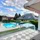 Appartamento in villa con piscina privata e vasca idromassaggio ad uso esclusivo, Rivarolo Canavese (foto 2)