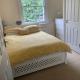 Lovely riverside cottage, Weybridge, Surrey, Weybridge (zdjęcie 9)