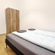 Spacious Rooms - 15 Min from Airport & City Center, 5 Min from Vienna Main-Bus Station EZ7, Vienna - Foto 3