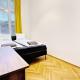 Spacious Rooms - 15 Min from Airport & City Center, 5 Min from Vienna Main-Bus Station EZ7, Vienna - Foto 8