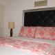 Charming Serene Penthouse with Pool & Gym New Kingston