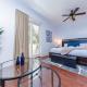 30A Haven King Bed Suite with Free Parking, Spacious Pool & Balcony View, Santa Rosa Beach (zdjęcie 6)