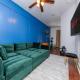 30A Haven King Bed Suite with Free Parking, Spacious Pool & Balcony View, Santa Rosa Beach (zdjęcie 3)