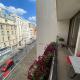 Spacious and Elegant 3 Bedrooms Apartment near Metro and Bois de Vincennes, Paris - Photo 6