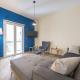 Modern Apartment - Balcony & Metro Access, Athen - Foto 2