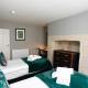 Maisonette with Hot tub at 13 Rivers Street, Bath - Photo 6