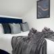 Trinity Apartments - 2 Bed Apartment - sleeps 6 - Spacious - Modern - 30 Seconds from High Street, Huntingdon